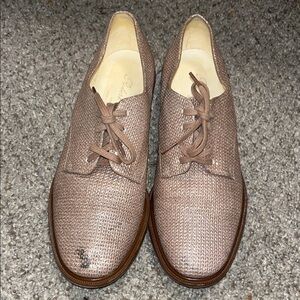 Robert Clergerie Textured Tan Lace Up Closure Women’s Shoes